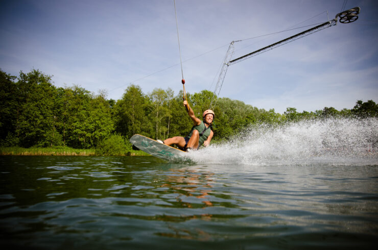 Spaß auf dem Wakeboard bei DOCK 5 in Düren Bild: Tim Hendrics / DOCK5