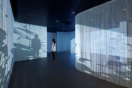 Ae Ran Kim: corpus aquae, 2020, 2-Kanal-Videoinstallation, Wechselausstellung 2020, © Ae Ran Kim, Foto: Jonas Gerhard