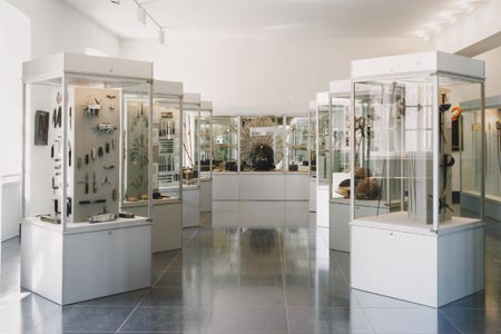 Ausstellungsraum des Museums, Foto: Deutsches Klingenmuseum