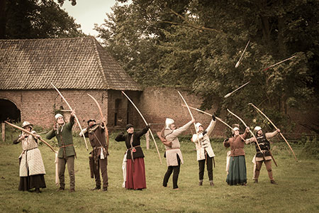 Bogenschießen macht Spaß, Foto: Kloster Graefenthal