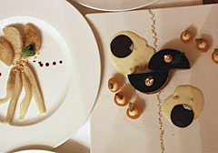 Schoko-Mousse á la erste Sahne - Dessertsteller Foto: Anna-Lisa Konrad
