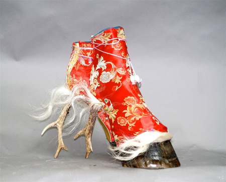 All about Shoes: Iris Schieferstein, Chinese Lyric, 2014 © VG Bild-Kunst, Bonn 2020