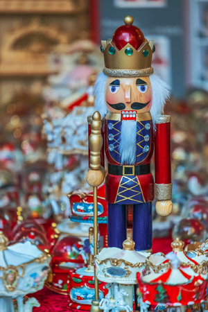 Nussknacker auf dem Weihnachtsmarkt, Foto: Pixabay / Couleur
