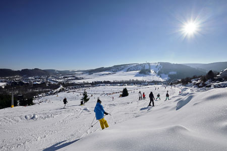 Spaß auf der Piste im Skigebiet Willingen, Foto: Skigebiet Willingen