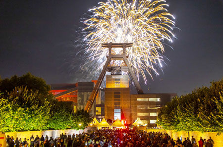 Das Feuerwerk bei Zechenfest auf Zeche Zollverein, Foto: Jochen-Tack