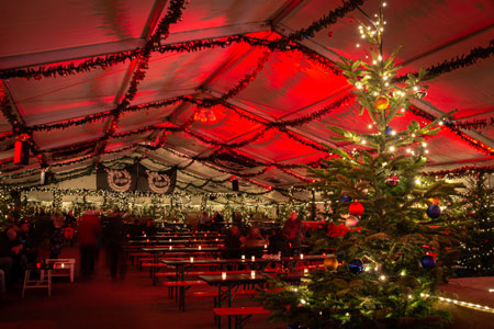Aufenthalt auf dem Phantastischen Lichter-Weihnachtsmarkt Dortmund, Foto: Andrea Rattay