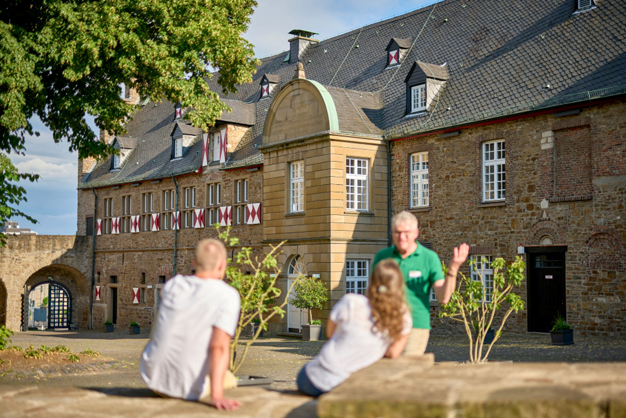 Schloß Broich mit historischem Erlebnispfad