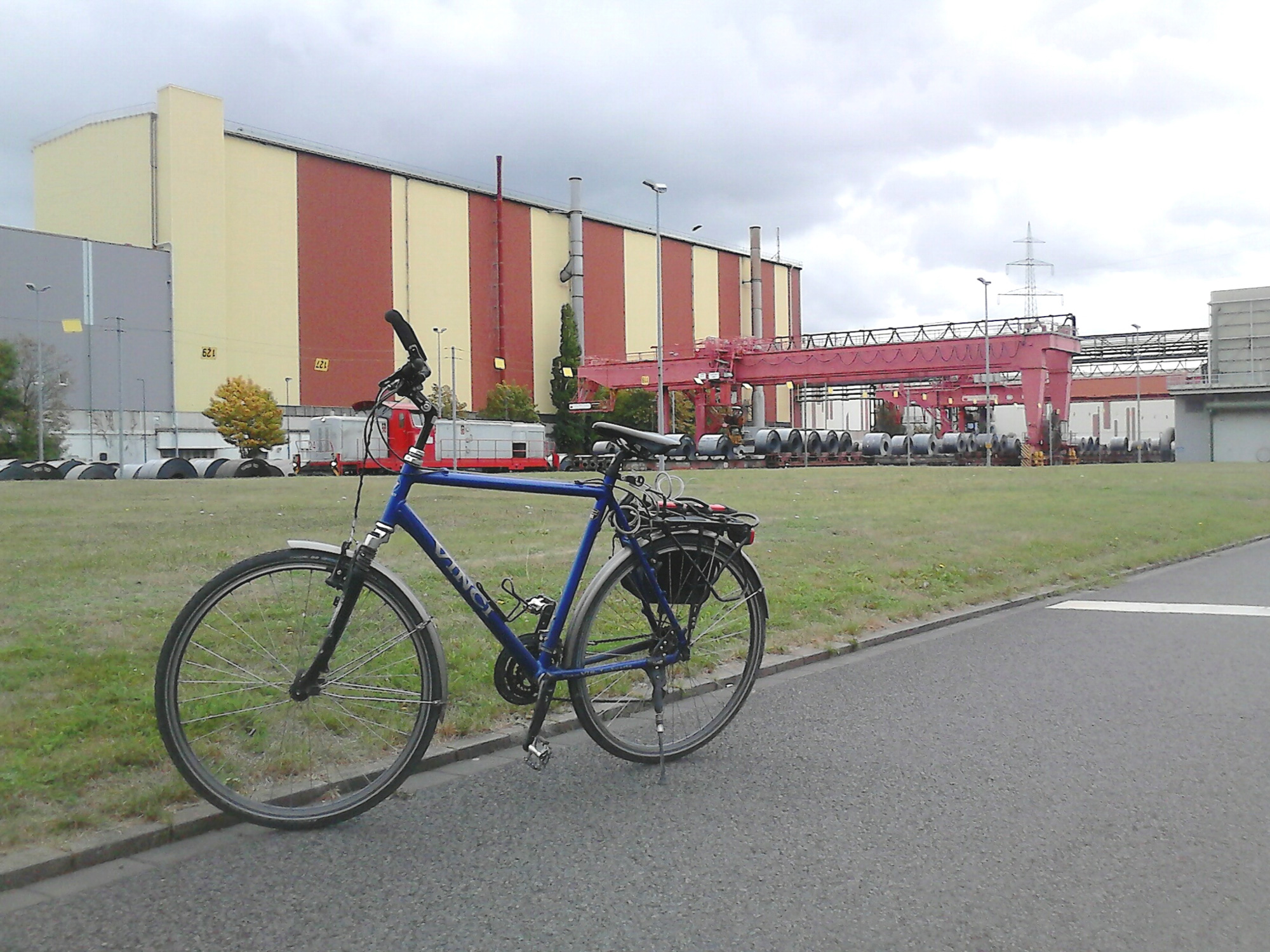 Fahrradtour zur Hoesch-Geschichte bewegt sich auf den Spuren von Stahl und Eisen