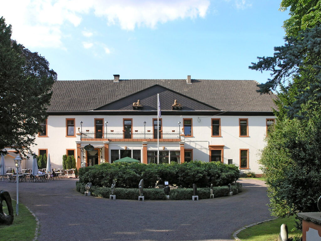 Vom Schloss Steinhausen zur Burg Hardenstein